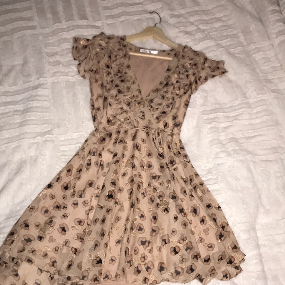 Pink/cream ruffle mini dress